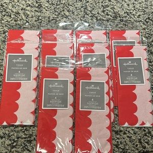 Red and white scalloped edge tissue paper (10 pack)